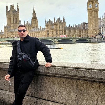 Mateus em Londres, no Big Ben
